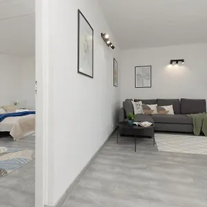https://warsaw-apartment-mickiewicza-by-renters.warsawhotelspoland.com
